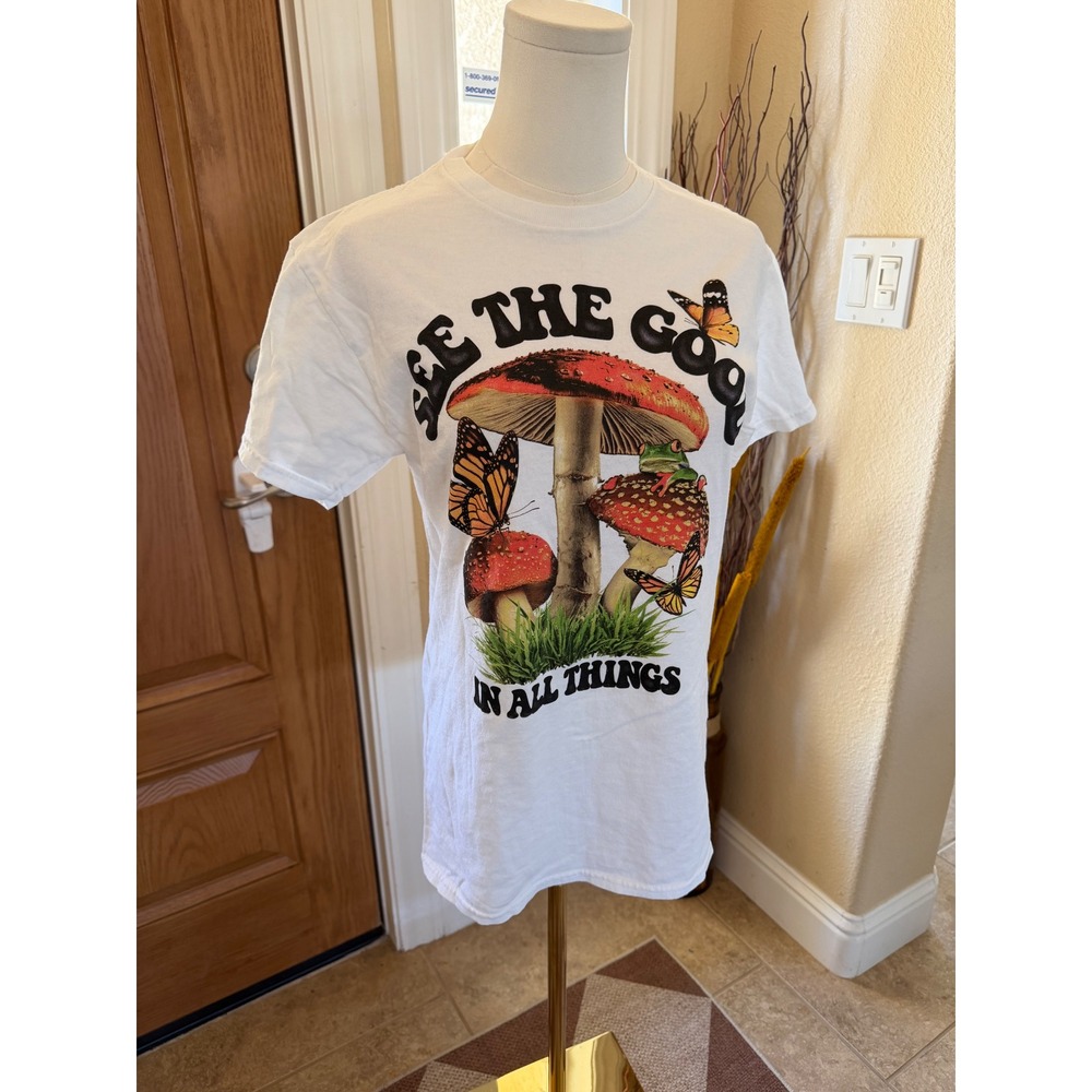 DOM See The Good In All Things Mushroom Butterfly Graphic Tee White Small